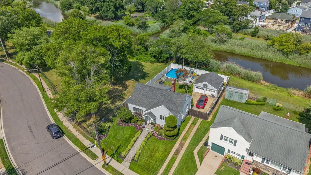 2631 Fox Road Baldwin NY 11510