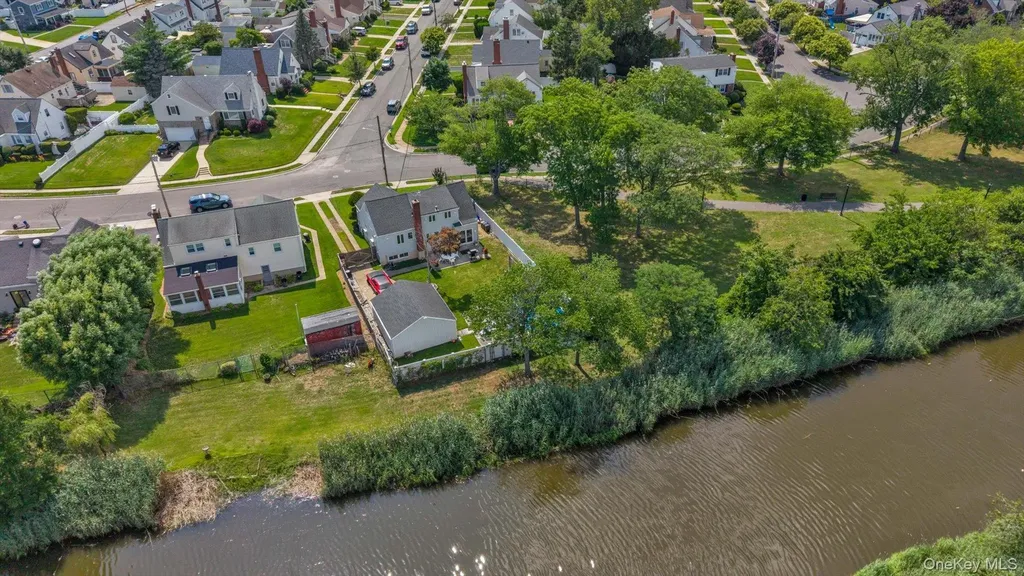 2631 Fox Road Baldwin NY 11510