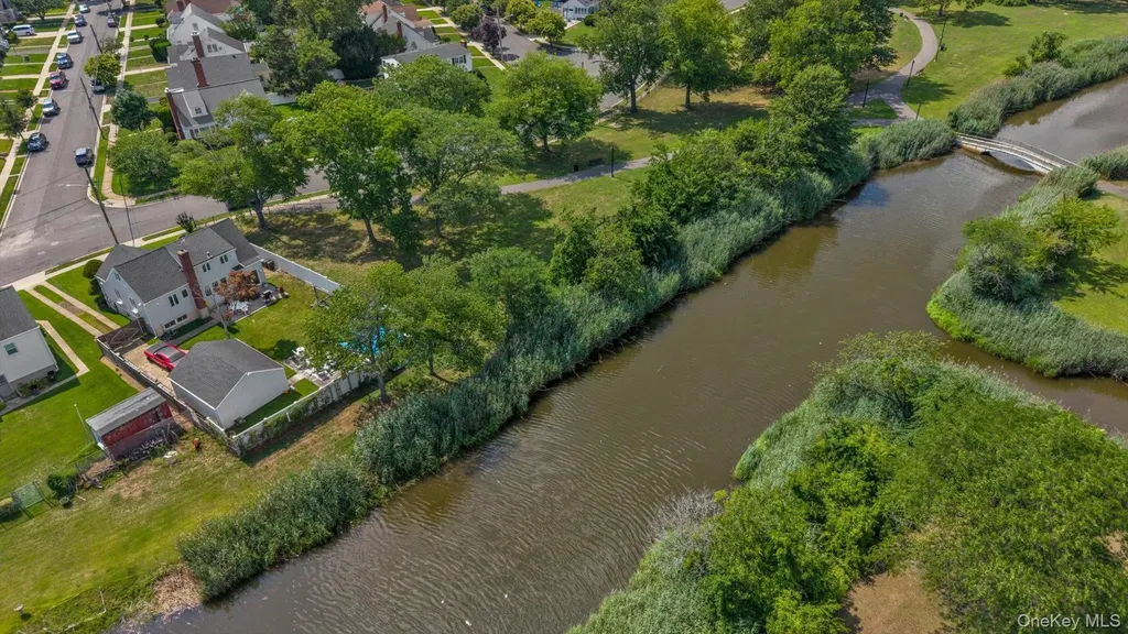 2631 Fox Road Baldwin NY 11510