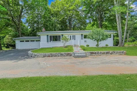 252 Watch Hill Road Cortlandt Manor NY 10567