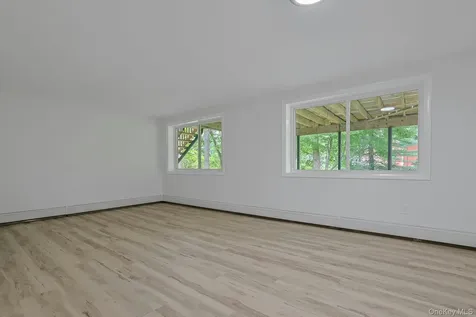 252 Watch Hill Road Cortlandt Manor NY 10567