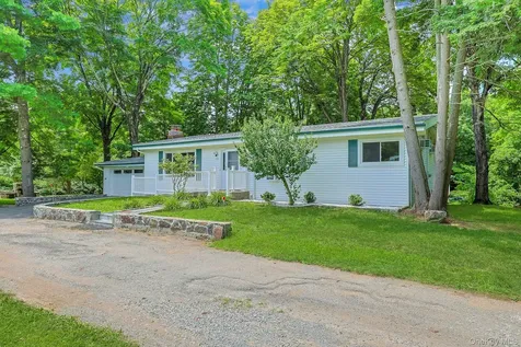 252 Watch Hill Road Cortlandt Manor NY 10567