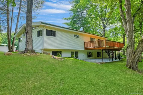 252 Watch Hill Road Cortlandt Manor NY 10567
