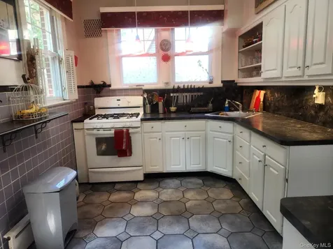 15 Rumsey Road Yonkers NY 10705