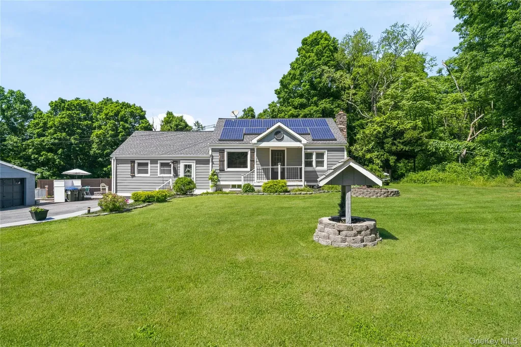 2084 State Route 94 Salisbury Mills NY 12577