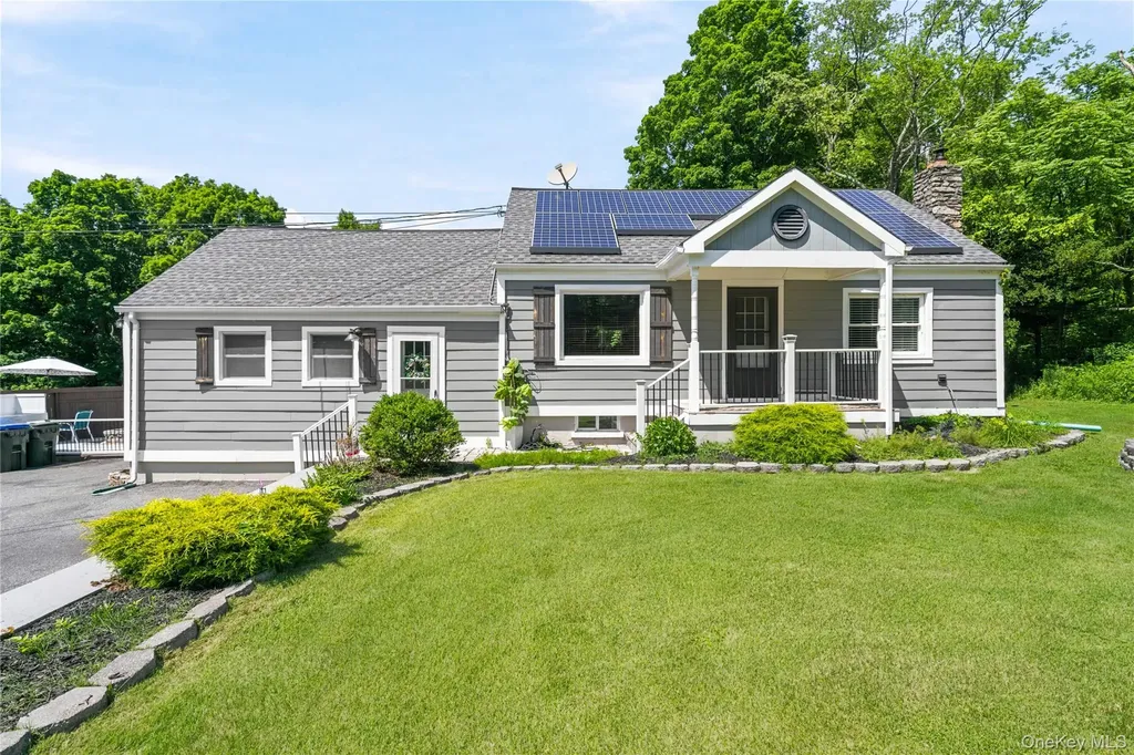 2084 State Route 94 Salisbury Mills NY 12577