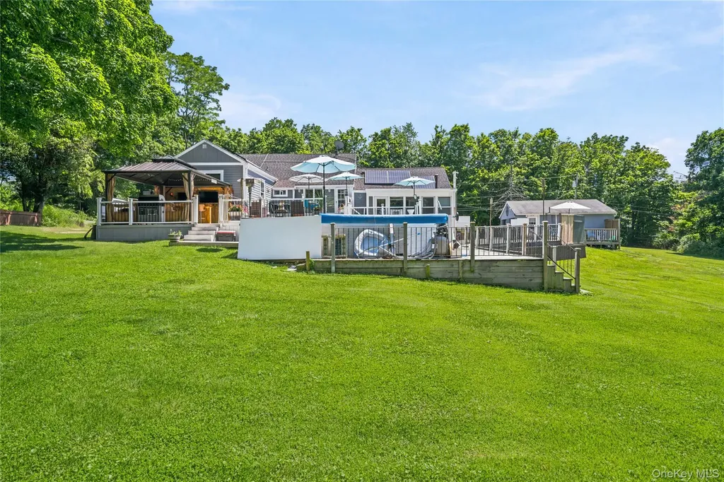 2084 State Route 94 Salisbury Mills NY 12577