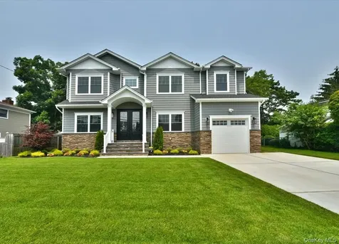 124 North Drive Massapequa NY 11758