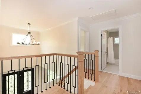 124 North Drive Massapequa NY 11758