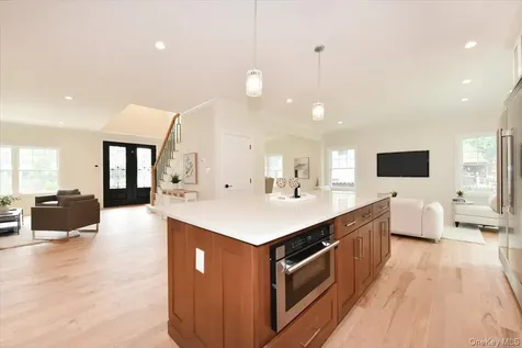 124 North Drive Massapequa NY 11758