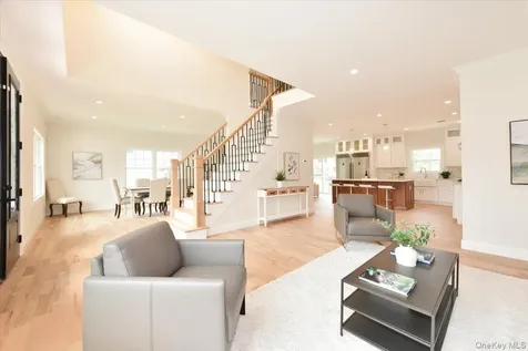 124 North Drive Massapequa NY 11758