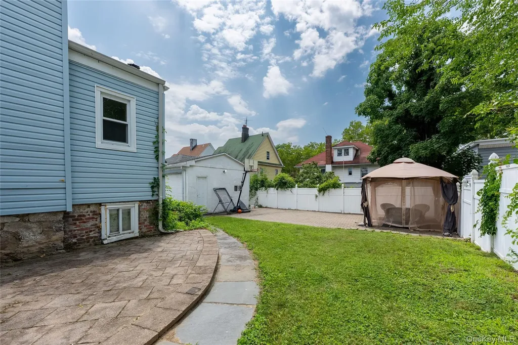 332 S 4th Avenue Mount Vernon NY 10550