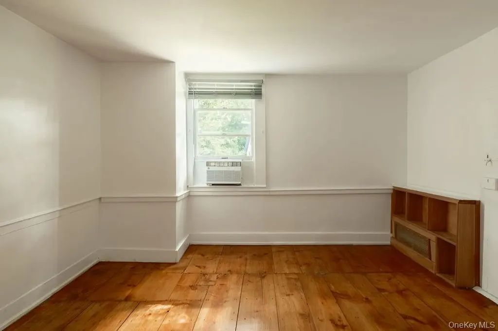 2327 Salt Point Turnpike Clinton Corners NY 12514