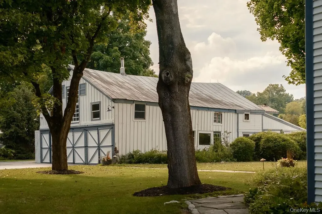 2327 Salt Point Turnpike Clinton Corners NY 12514