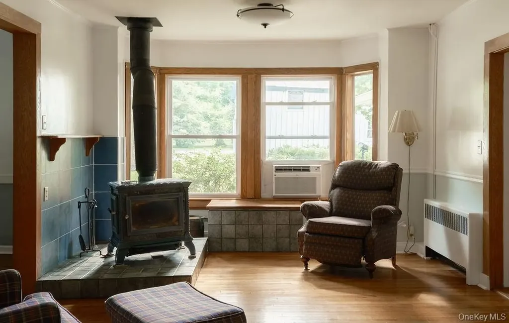 2327 Salt Point Turnpike Clinton Corners NY 12514