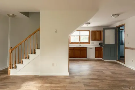 2327 Salt Point Turnpike Clinton Corners NY 12514