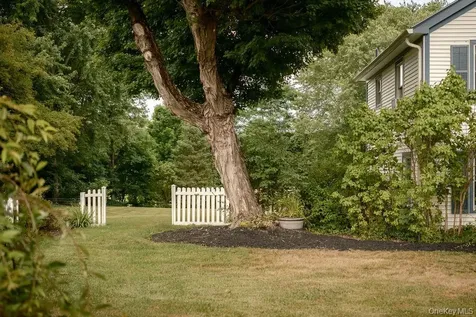 2327 Salt Point Turnpike Clinton Corners NY 12514