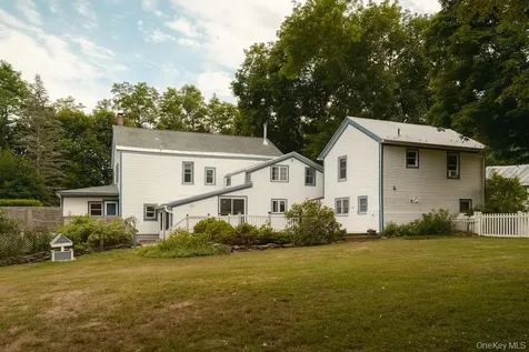 2327 Salt Point Turnpike Clinton Corners NY 12514