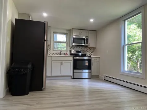 286 Crum Elbow Road Hyde Park NY 12538