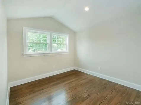 5 Central Avenue Glen Cove NY 11542