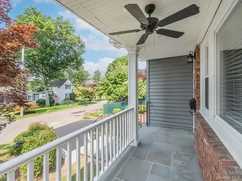 5 Central Avenue Glen Cove NY 11542