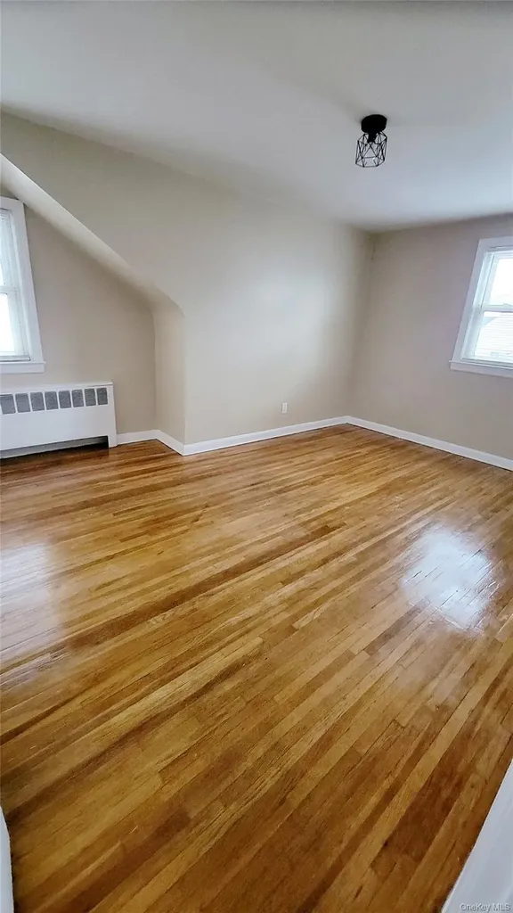 7 E Jefferson Avenue Mineola NY 11501