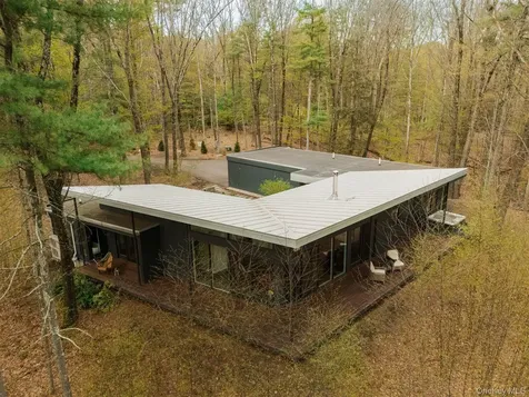 10 Trout Creek Road Kerhonkson NY 12446