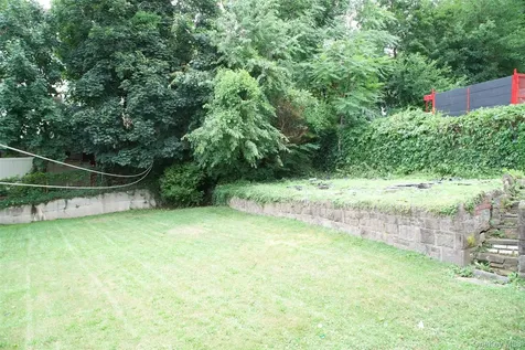115 Glenwood Avenue Yonkers NY 10701