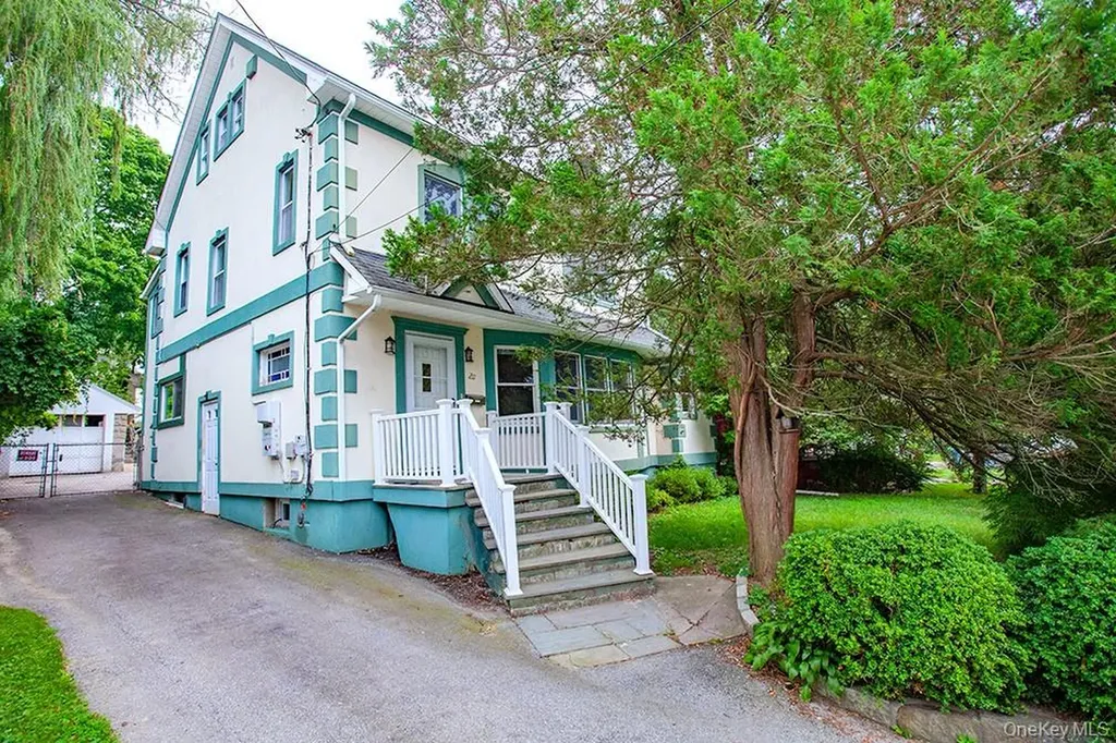 211 Pomeroy Street Peekskill NY 10566