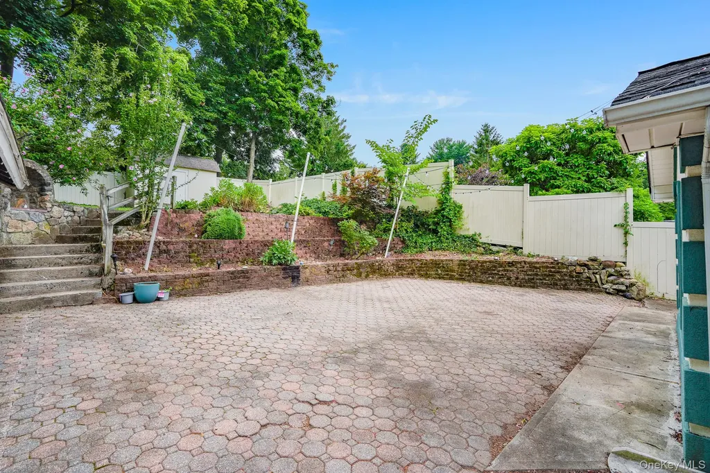 211 Pomeroy Street Peekskill NY 10566