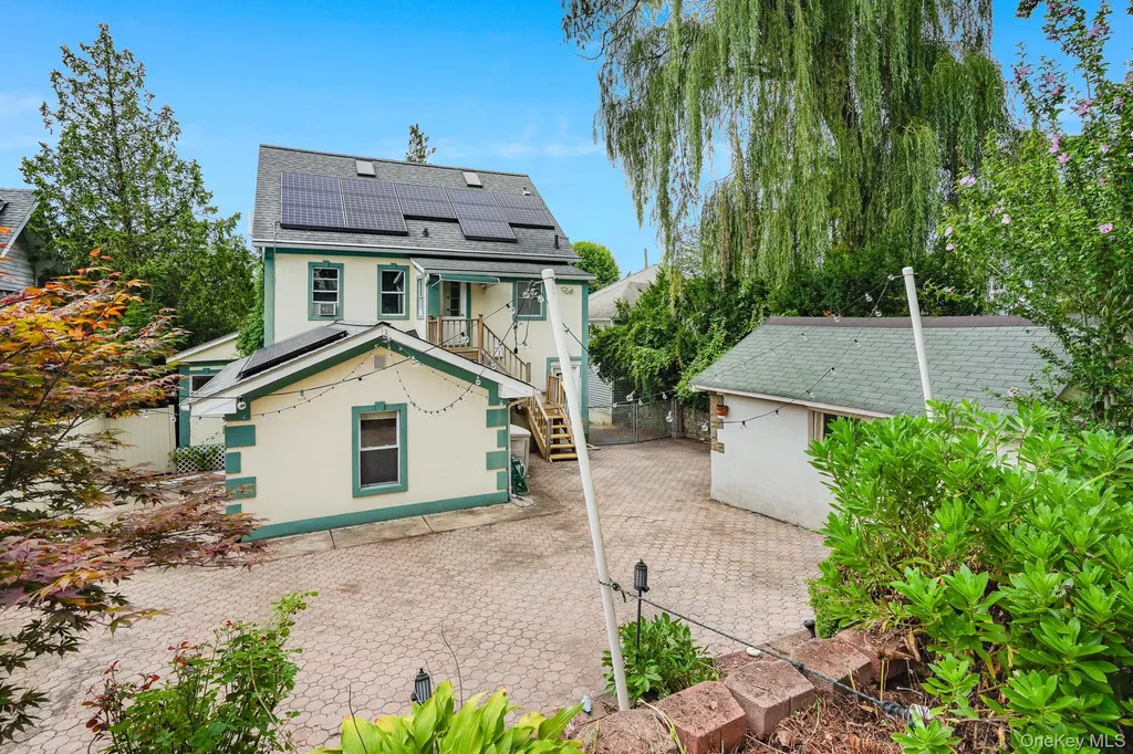 211 Pomeroy Street Peekskill NY 10566