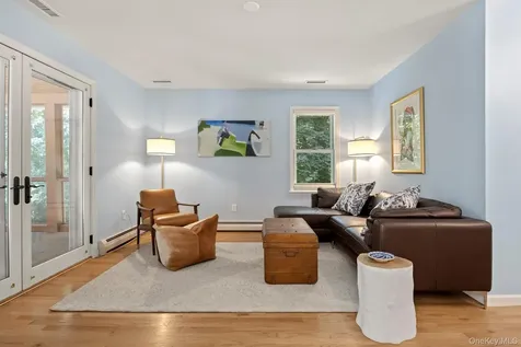 404 Sepasco Center Street Rhinebeck NY 12572