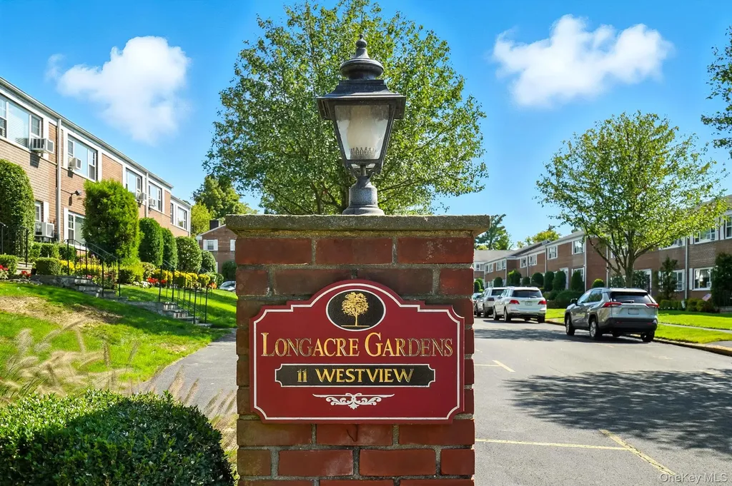 11 Westview Avenue White Plains NY 10603