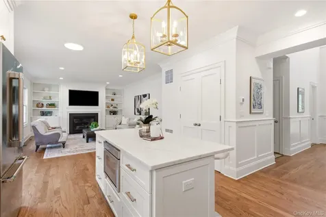 5 Glen Way Cold Spring Harbor NY 11724