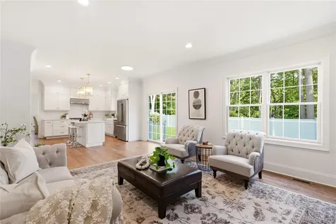 5 Glen Way Cold Spring Harbor NY 11724