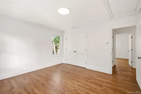 5 Glen Way Cold Spring Harbor NY 11724