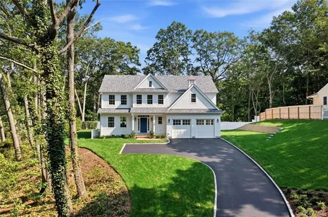 5 Glen Way Cold Spring Harbor NY 11724