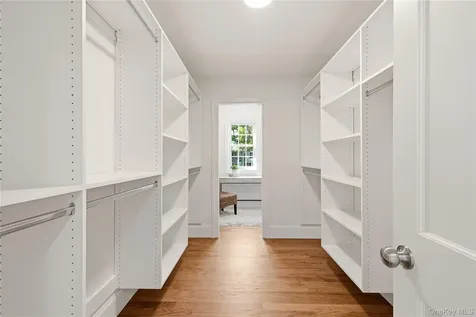 5 Glen Way Cold Spring Harbor NY 11724