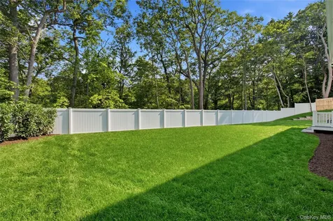 5 Glen Way Cold Spring Harbor NY 11724
