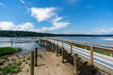 5 Glen Way Cold Spring Harbor NY 11724