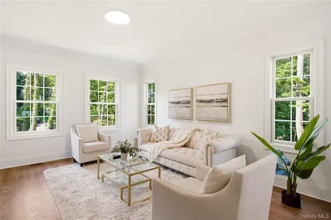 5 Glen Way Cold Spring Harbor NY 11724