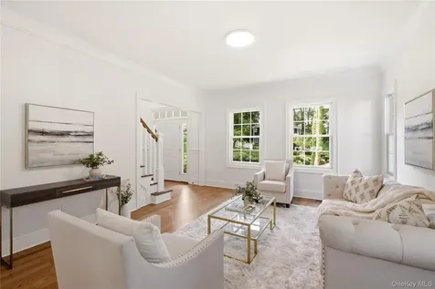 5 Glen Way Cold Spring Harbor NY 11724