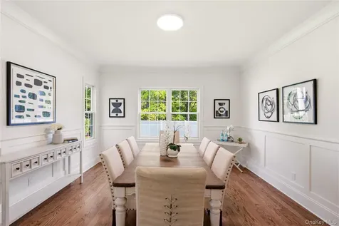 5 Glen Way Cold Spring Harbor NY 11724