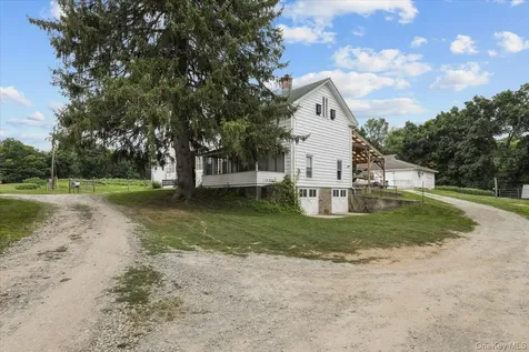 123-179 Sisters Hill Road Stanfordville NY 12581