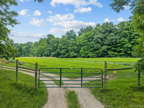 123-179 Sisters Hill Road Stanfordville NY 12581