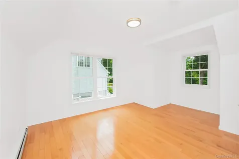 66 Valley View Road Cortlandt Manor NY 10567