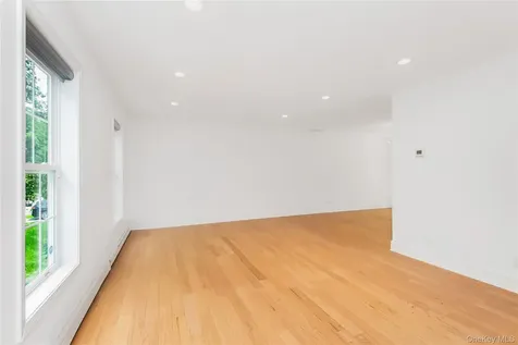 66 Valley View Road Cortlandt Manor NY 10567