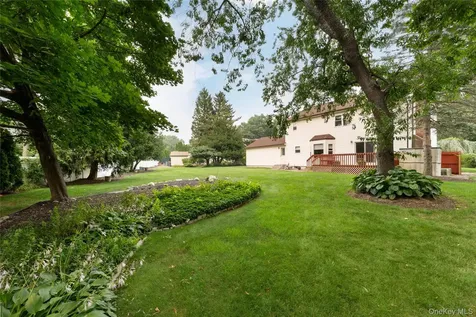 15 Fairfields Court Huntington Station NY 11746