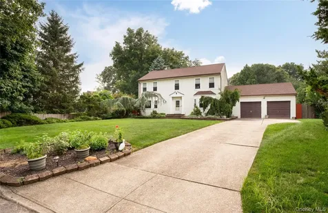 15 Fairfields Court Huntington Station NY 11746