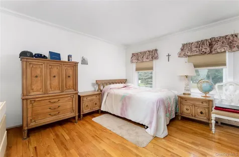 15 Fairfields Court Huntington Station NY 11746